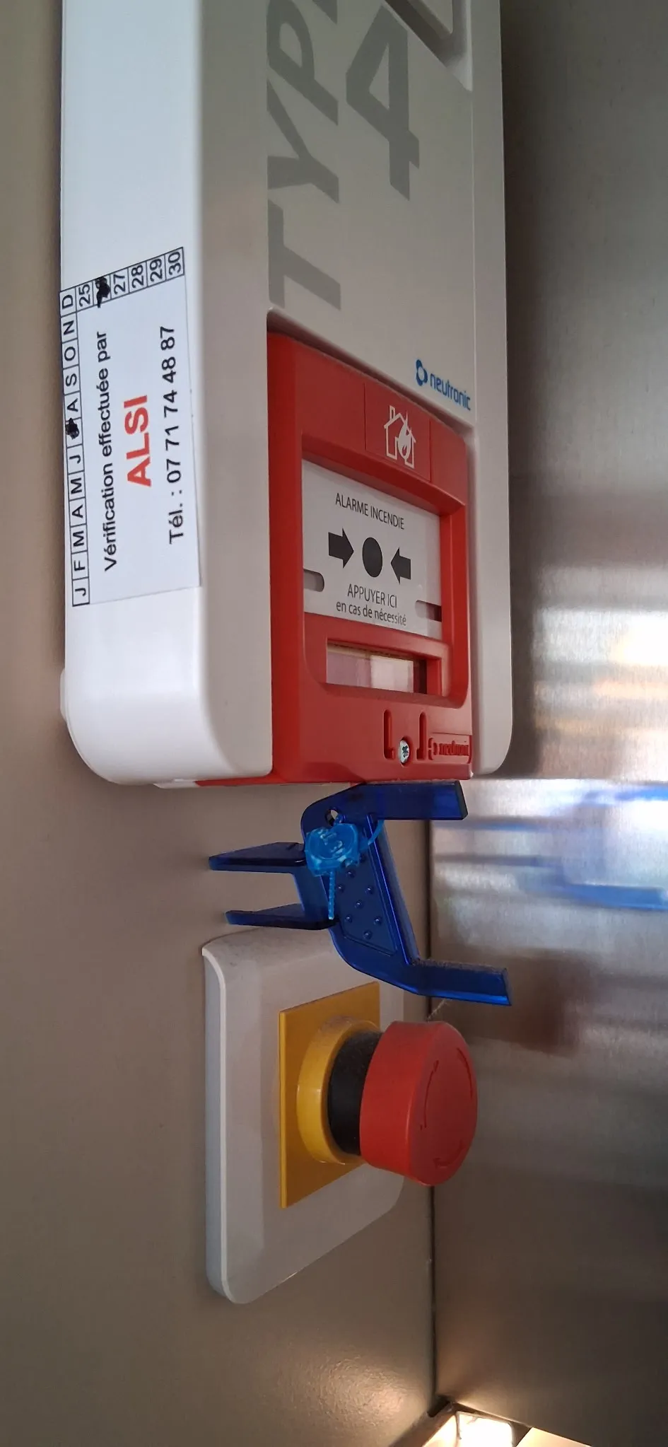 Boîtier d'alarme incendie Type 4 avec étiquette de vérification ALSI Protection Incendie